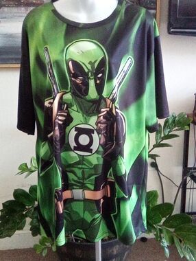 Deadpool Green Lantern Tee Stretchy P2P 25" L31" 3XL